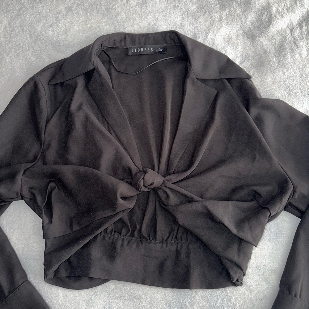 Princess Polly Black Tie Front Crop Blouse